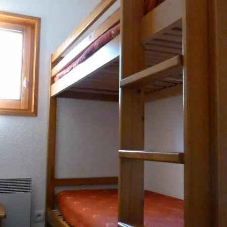 Lägenhet Pour 6 Au Centre De Lanslevillard, Proche Des Pistes Avec Balcon Et Wifi - Fr-1-508-15 Lanslevillard